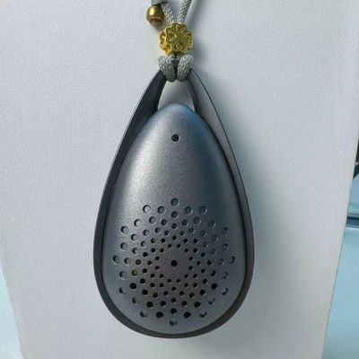 Ultra cichy oczyszczacz powietrza do noszenia Długa żywotność baterii Kolory niestandardowe