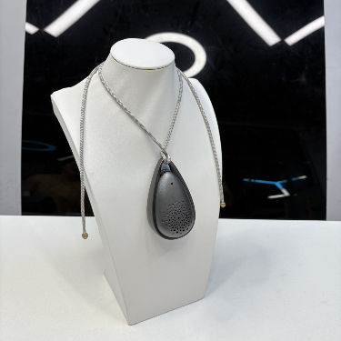 Kompaktowy, noszony oczyszczacz powietrza 96*56*33mm z materiału ABS i akumulatorem do podróży